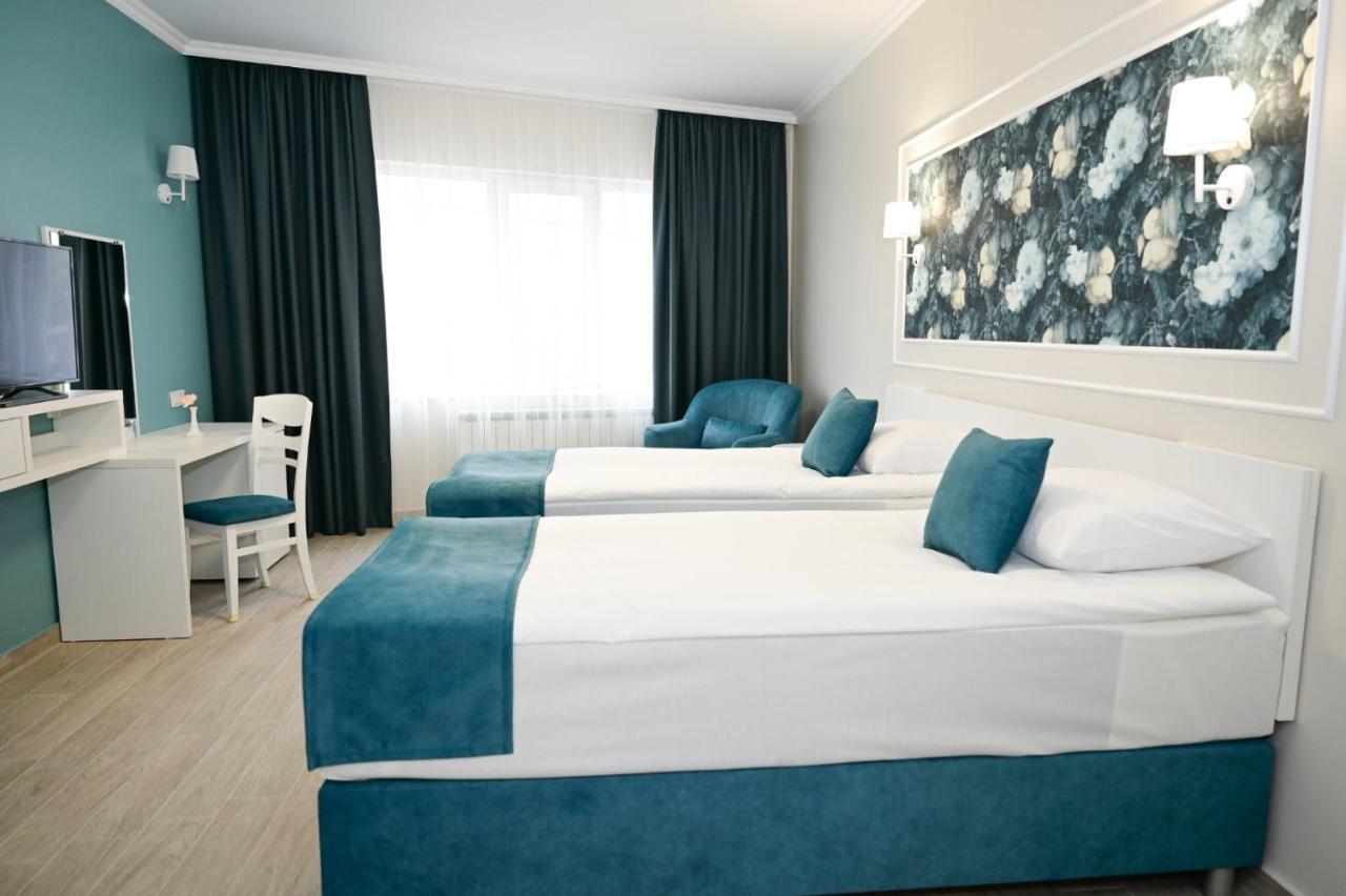 Hotel Роял Шумен Extérieur photo