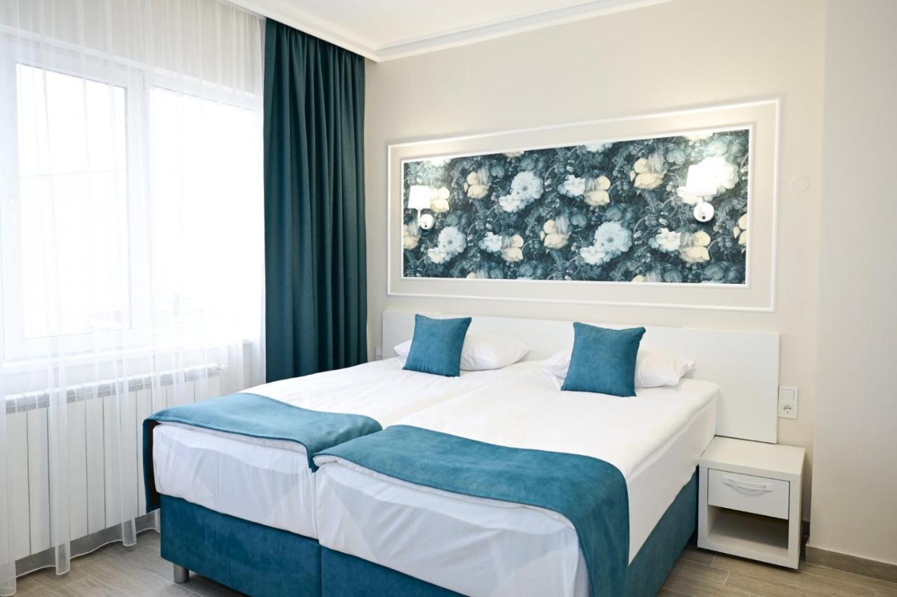Hotel Роял Шумен Extérieur photo